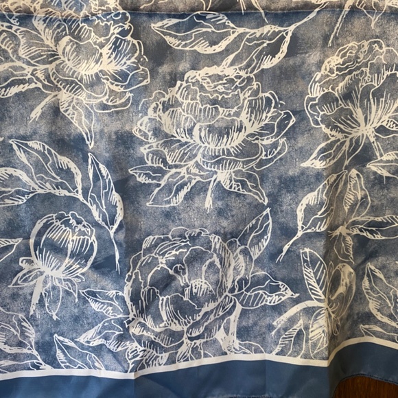 Navy and white floral scarf - Picture 3 of 11